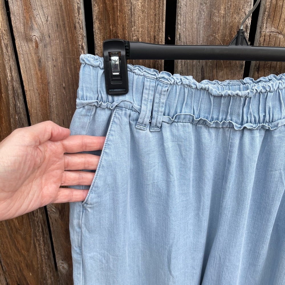 Ana Small Wide Leg Cropped Pull On Pants Pastel Blue Lyocell Elastic Waist Comfy - Picture 2 of 7